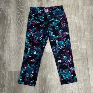 Old navy active capri leggings